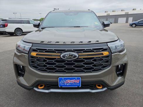 New 2026 Ford Explorer Tremor AWD/4WD image 3