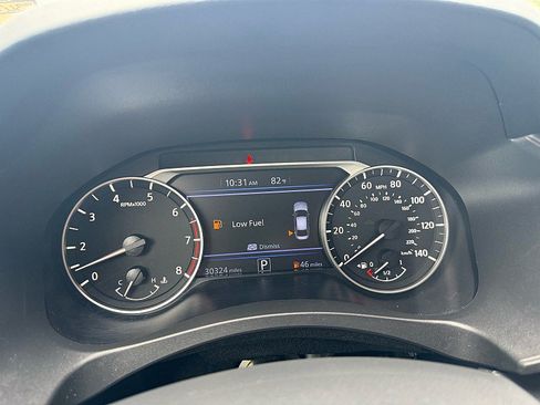 Used 2025 Nissan Altima 2.5 SV FWD image 26