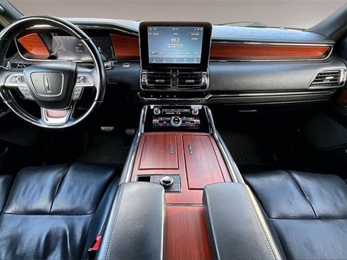 Used 2021 Lincoln Navigator L Reserve image 7