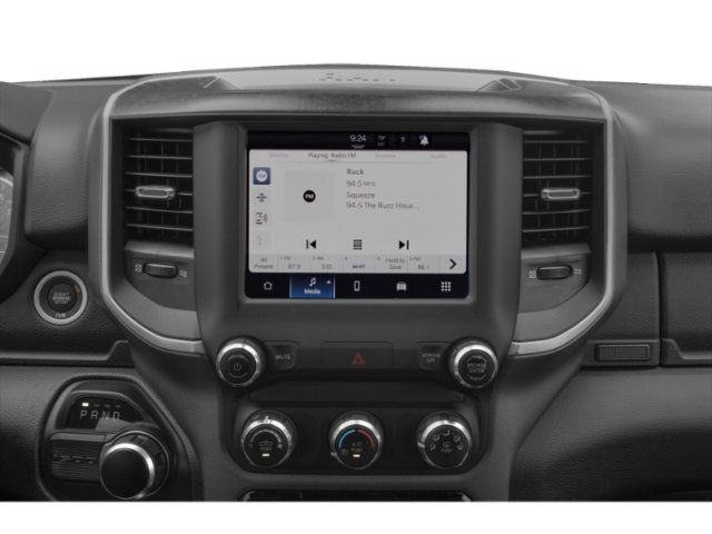 Used 2022 RAM 1500 Big Horn AWD/4WD image 9