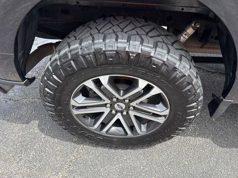Used 2023 Ford F150 XL w/ STX Appearance Package AWD/4WD image 13