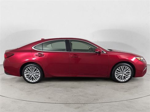 Used 2016 Lexus ES 350 image 6