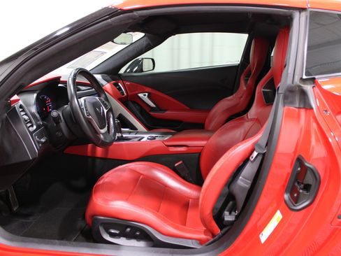 Used 2015 Chevrolet Corvette Z51 3LT w/ 3LT Preferred Equipment Group image 3