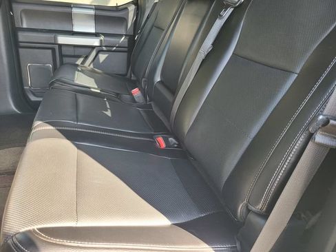 Used 2017 Ford F150 Lariat w/ Equipment Group 502A Luxury AWD/4WD image 15