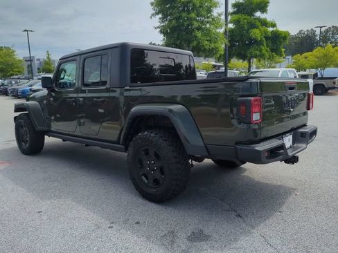 Certified 2021 Jeep Gladiator Sport AWD/4WD image 7