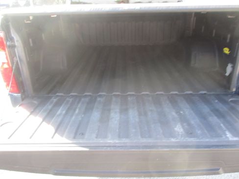 Used 2022 Chevrolet Silverado 1500 LT image 11