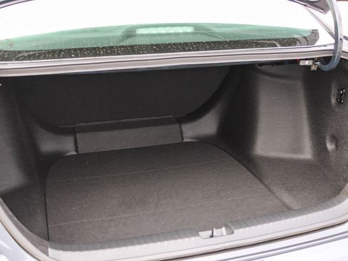 Used 2025 Honda Accord LX image 25