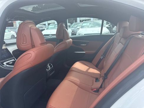 Certified 2025 Mercedes-Benz C 300 Sedan image 9