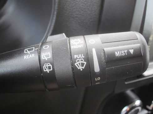 Used 2016 Jeep Patriot Sport FWD image 27
