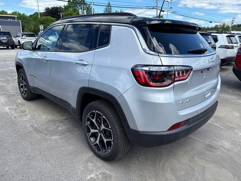 New 2026 Jeep Compass Limited w/ Sun, Sound & Navigation Group AWD/4WD image 3