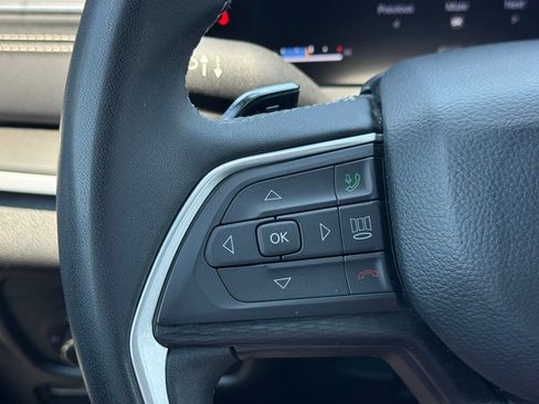 Used 2024 Jeep Grand Cherokee L Laredo RWD image 25