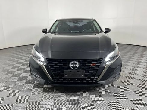Used 2023 Nissan Altima 2.5 SR FWD image 5