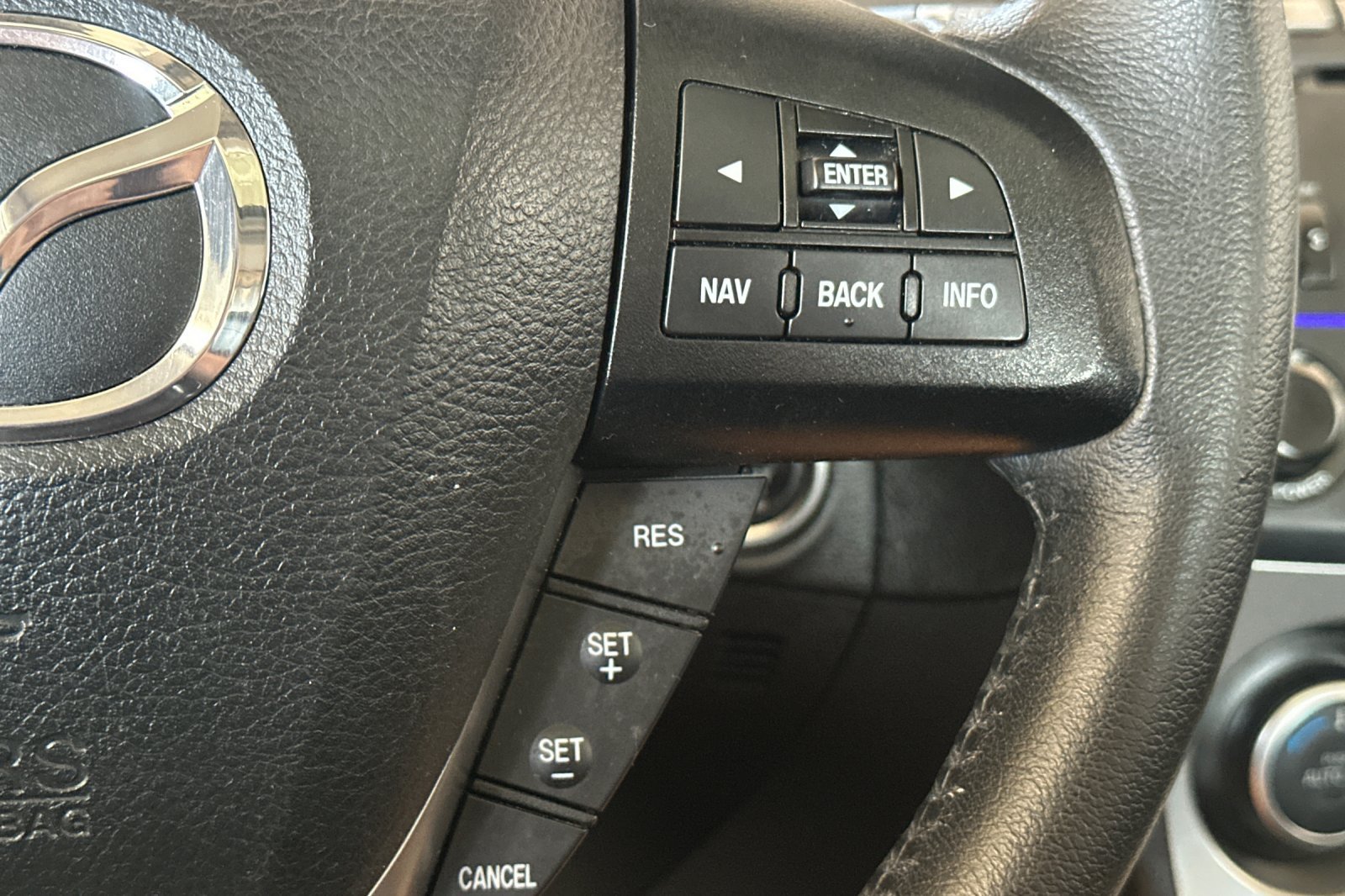 Used 2010 MAZDA MAZDA3 s Grand Touring FWD image 25