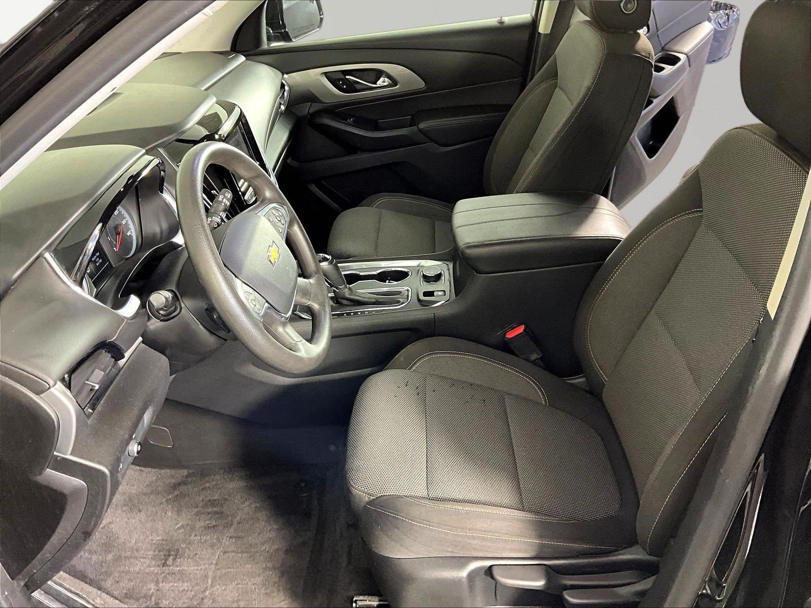 Used 2020 Chevrolet Traverse LS FWD image 20