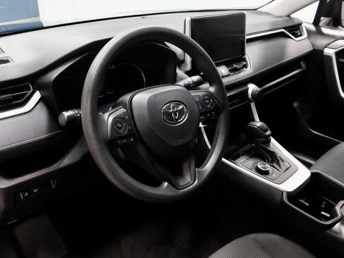 Used 2024 Toyota RAV4 LE AWD/4WD image 24