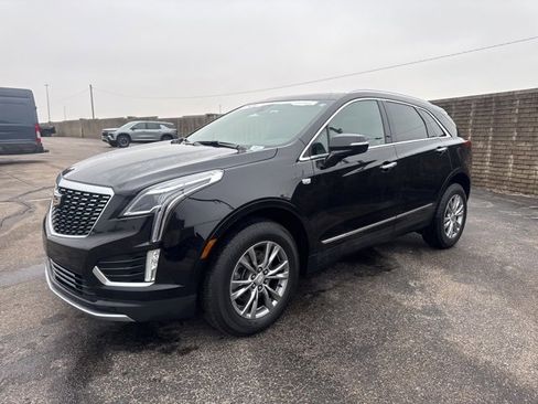 Used 2022 Cadillac XT5 Premium Luxury w/ LPO, Floor Liner Package image 3