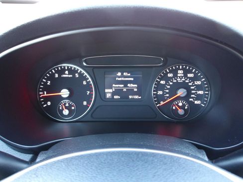 Used 2019 Kia Sorento AWD V6 image 18