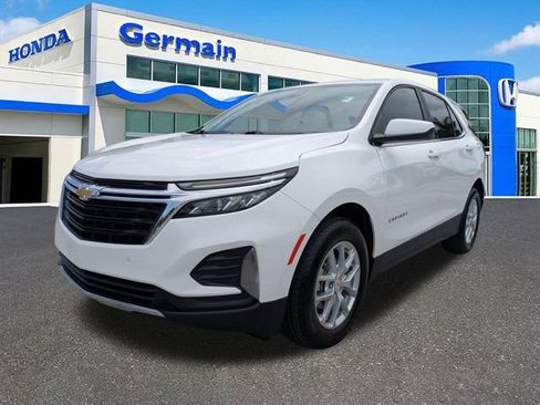 Used 2024 Chevrolet Equinox LT FWD image 1
