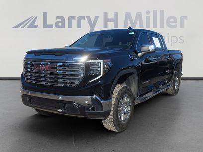 Used 2025 GMC Sierra 1500 SLT w/ SLT Premium Package