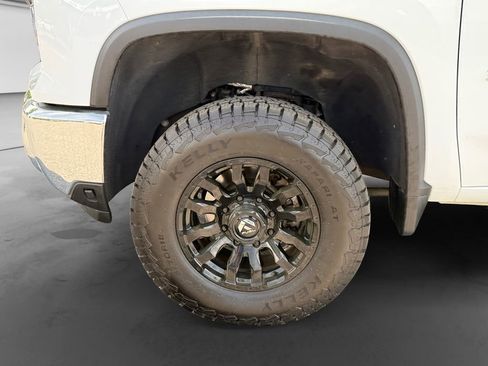 Used 2024 Chevrolet Silverado 3500 W/T AWD/4WD image 9