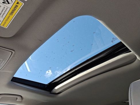 Used 2020 Acura MDX SH-AWD w/ Technology Package image 16