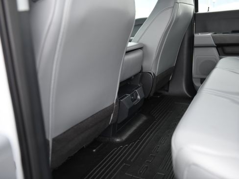 New 2026 Ford F250 XL AWD/4WD image 16