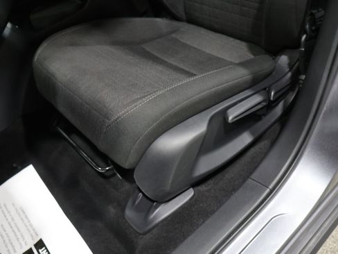 Used 2025 Honda HR-V LX image 12