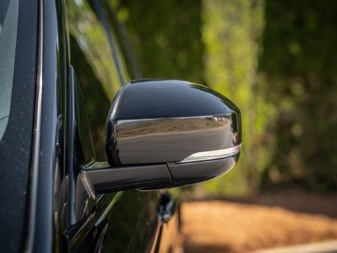 Used 2019 Land Rover Range Rover Sport Supercharged image 24