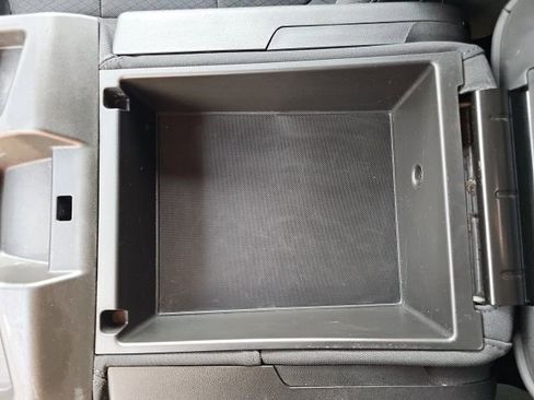 Used 2020 Chevrolet Silverado 1500 LT w/ Convenience Package image 21