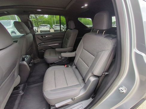 Used 2024 Chevrolet Traverse LT w/ Midnight/Sport Edition FWD image 31