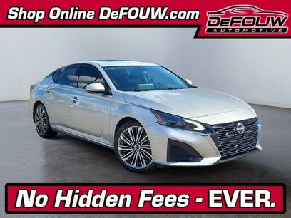 Used 2023 Nissan Altima 2.5 SL