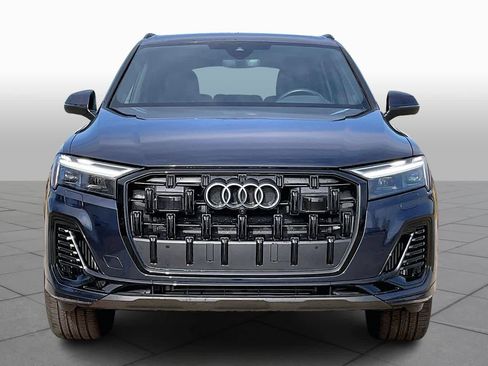 Used 2025 Audi Q7 Premium Plus image 4