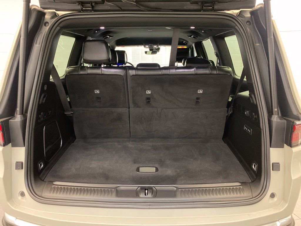 Used 2022 Jeep Wagoneer Series III RWD image 21