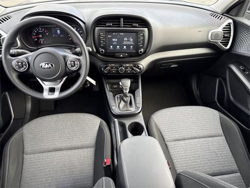 Used 2020 Kia Soul S image 17