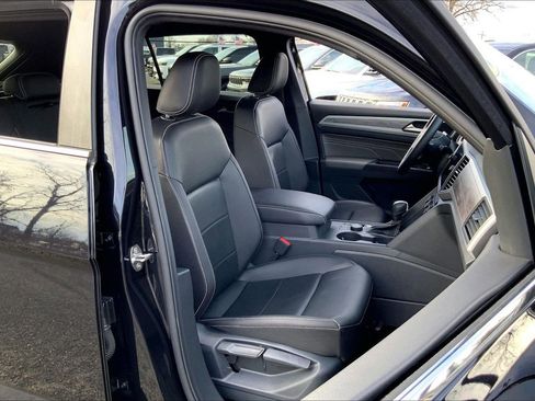Used 2021 Volkswagen Atlas Cross Sport SE image 7