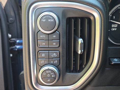 Used 2020 GMC Sierra 1500 AT4 w/ AT4 Premium Package AWD/4WD image 19