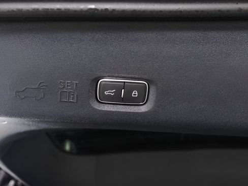 Used 2025 Ford Expedition Platinum AWD/4WD image 47