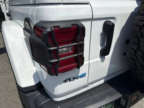 Used 2023 Jeep Wrangler Unlimited Rubicon 4xe w/ Steel Bumper Group AWD/4WD image 40