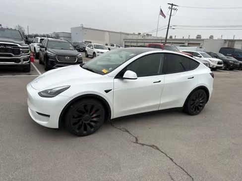 Used 2021 Tesla Model Y Performance image 13