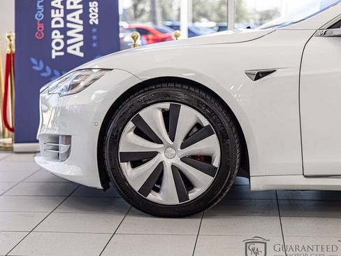 Used 2021 Tesla Model S Performance AWD/4WD image 8