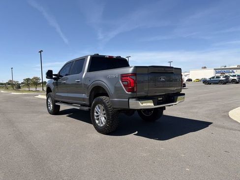 Used 2025 Ford F150 Lariat w/ Equipment Group 502A High AWD/4WD image 3