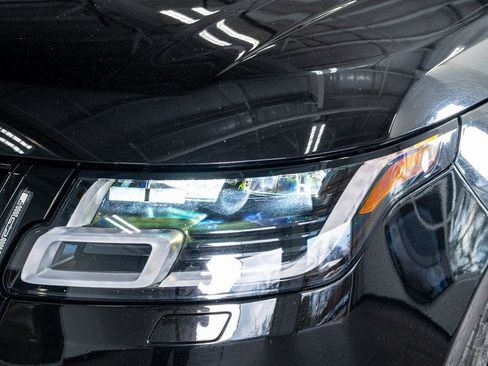 Used 2019 Land Rover Range Rover Supercharged image 13