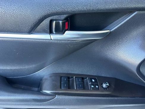 Certified 2023 Toyota Camry SE FWD image 12