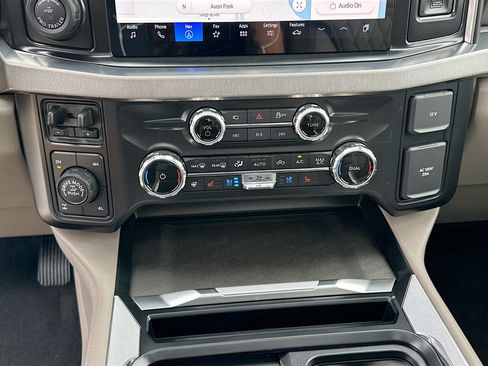 New 2026 Ford F250 Platinum w/ Platinum Plus Package AWD/4WD image 11