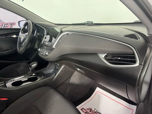 Used 2023 Chevrolet Malibu LS image 12