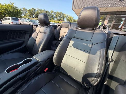 Used 2020 Ford Mustang GT Premium RWD image 10