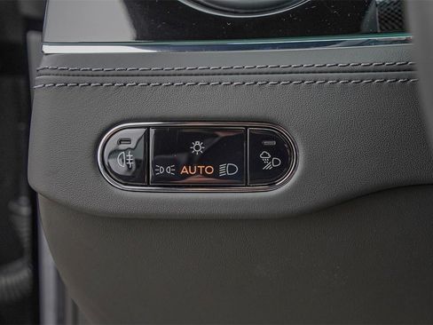 Used 2024 Bentley Continental GT image 34