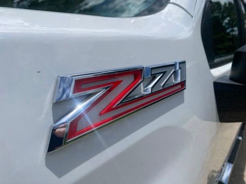 Used 2021 Chevrolet Silverado 2500 LT w/ Z71 Off-Road Package AWD/4WD image 4