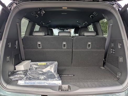 New 2026 Nissan Armada PRO-4X w/ Captain's Chari Seat Package image 30