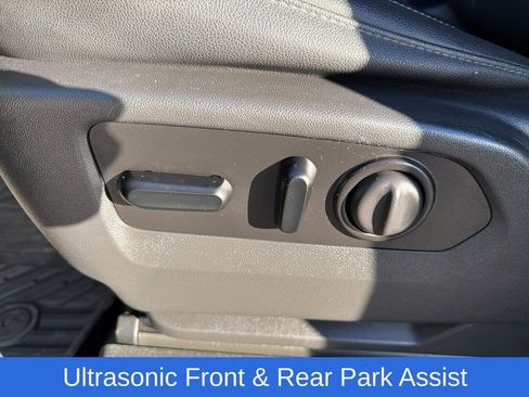 Certified 2021 Chevrolet Silverado 1500 LTZ w/ Technology Package image 24